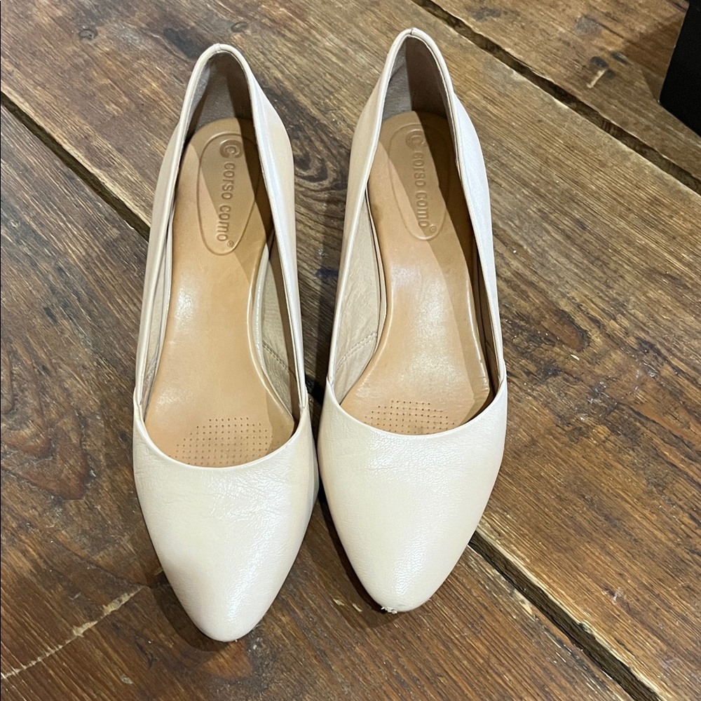 Corso Como Cream Pointed Toe Heels